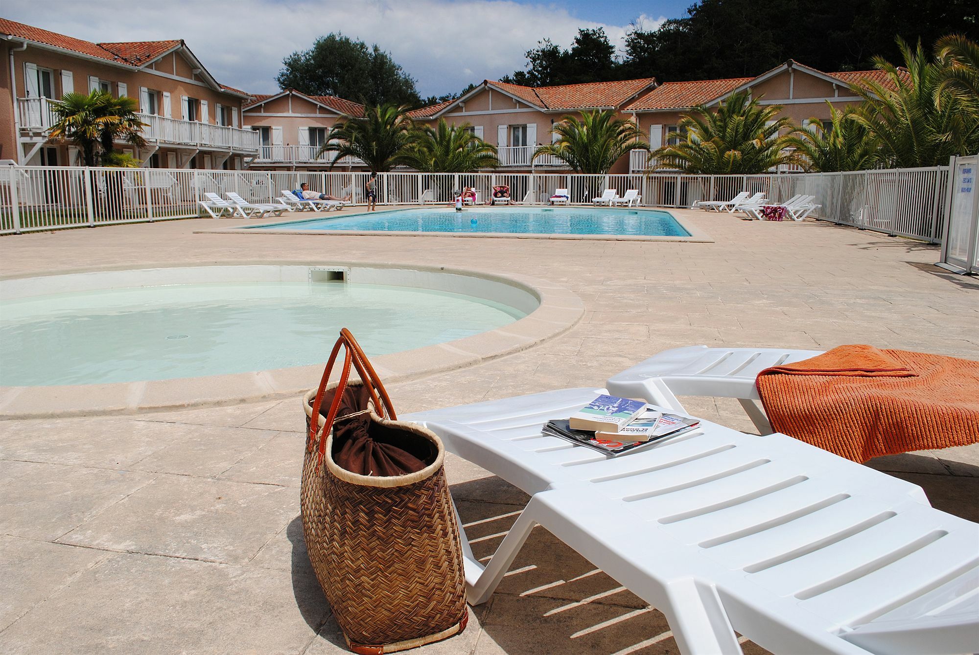 Residence Nemea La Croisiere Anglet Exterior foto